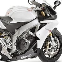 Nouveauté - 2011 - Aprilia: La RSV4R équipée de l'APRC est confirmée