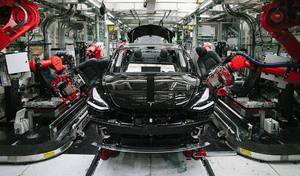 Selon Elon Musk, Tesla était à deux doigts de la catastrophe