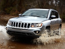 Etats-Unis: Chrysler rappelle 30 000 véhicules