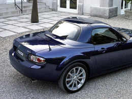 Mazda MX-5 Roadster Coupé : pas cher !?