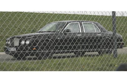 Future Bentley Arnage : la 'baby' Rolls dans le viseur