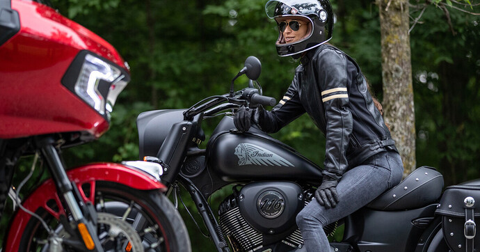 Coup de tonnerre dans le monde de la moto : Indian vendue à un ex-cadre de Harley-Davidson !