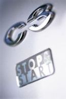 Pour PSA Peugeot Citroën, petit moteur essence et Stop & Start toute !