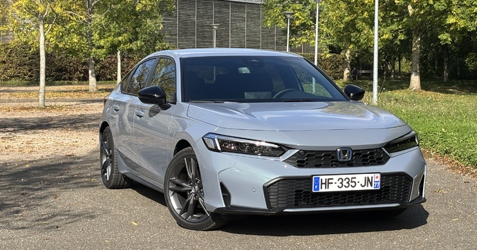 La Honda Civic restylée ne change pas grand-chose et c'est tant mieux