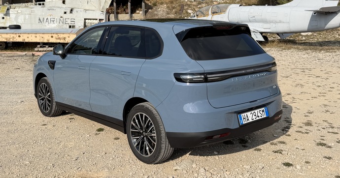 Le Leapmotor B10 chinois devrait devenir… une Opel !