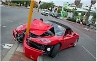 Ferrari VS Poteau le retour..