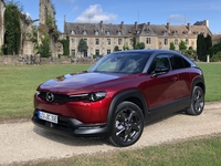 Essai vidéo - Mazda MX-30 (2020) : on aimerait tant l'aimer