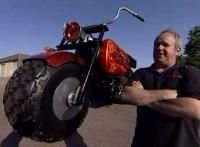 Vidéo moto : il faut bien compenser