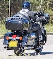 Une Triumph façon Harley en approche?