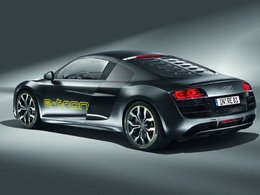 Audi confirme la R8 e-tron pour 2012 et investit