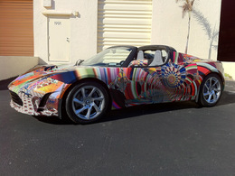 Le Roadster Tesla se la joue Art Car