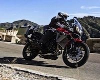 Nouveauté 2015: les Triumph Tiger 800 XRT et 800 XCA arrivent