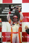 Alonso dédicace son podium à Briatore !