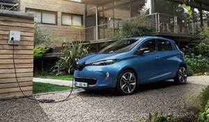Voitures électriques : les propriétaires rechargent très majoritairement à domicile