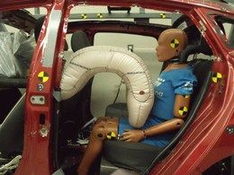Etats-Unis : des mannequins aux places arrière pour les crash-tests