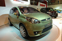 Daihatsu D-Compact X-Over au Mondial de Paris