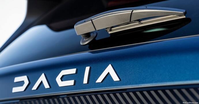 Dacia veut renforcer sa présence sur le segment C avec un break en préparation