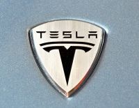 Tesla Motors produira une berline hybride rechargeable dès 2010