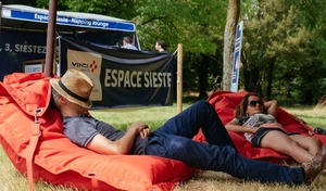 Route des vacances : faire une pause c'est bien, faire la sieste c'est beaucoup mieux