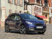 Essai vidéo - Peugeot 2008 : le lion échappe à la Captur