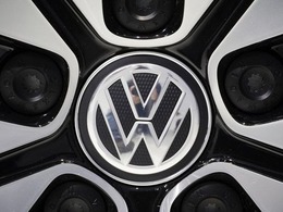 Emploi:Volkswagen va former en France les vendeurs de son réseau