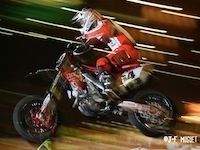 Supermotard Indoor de Tours 2011: Sylvain Bidart.