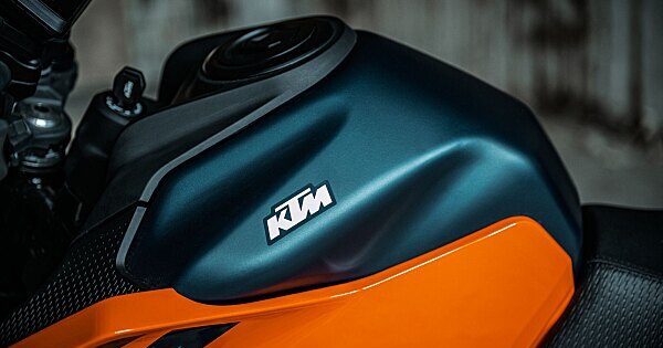 Les KTM 125, 390 et 990 Duke rappelées en concessions