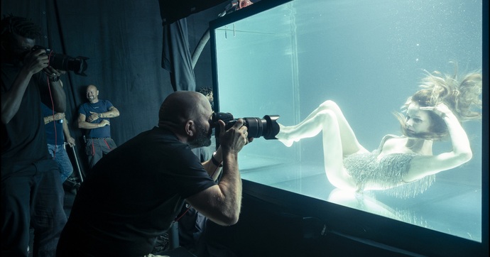 Le calendrier Pirelli 2026, "Elements", arrive…