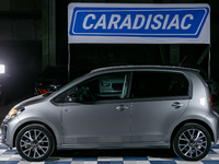 Volkswagen Up!: enfin branchée! - Salon de l'auto Caradisiac