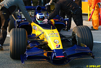 La nouvelle R27 roule à Jerez