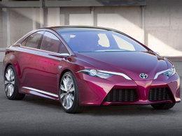 Détroit 2012 : concept Toyota NS4, la grande Prius ?