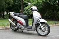 Honda SH 300 cm3 : Gonflé aux hormones