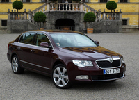 Essai vidéo - Skoda Superb : le coffre se fait la malle