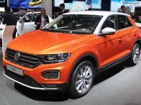 Volkswagen T-Roc : entre deux chaises - Vidéo en direct du salon de Francfort 2017 - Automag.fr