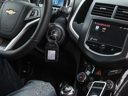 Bientôt de la pub dans les autos du groupe General Motors ?