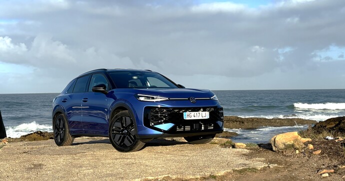 Que vaut le nouveau Volkswagen T-Roc en version eTSI hybrid 150 ch à part une blinde ?