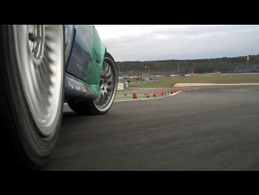 Réveil Auto : Lars Verbraeken brûle de la gomme dans sa E30 V8 Falken