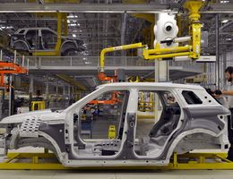 Jaguar Land Rover met en route son usine brésilienne