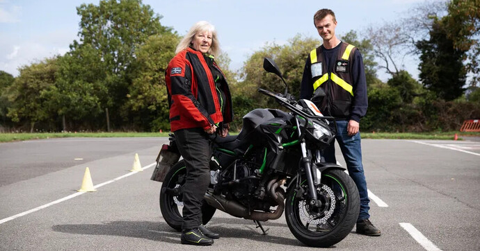 Il n’est jamais trop tard pour passer son permis moto