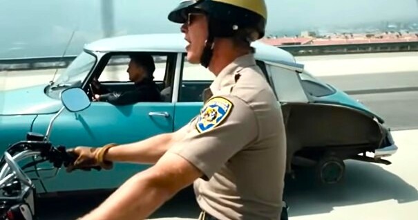 Une Citroën DS sur trois roues dans la série télévisée Chips ?