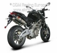 Akrapovic équipe l'Aprilia 750 Shiver