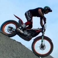 Vidéo : Toni Bou a trouvé un nouveau terrain de jeu pour s'entrainer