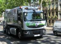 Renault Trucks va tester une benne à ordures ménagères hybride