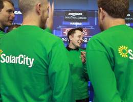 Tesla : le risque de se brûler les ailes avec Solarcity ?