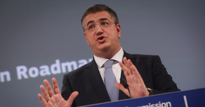 Report des décisions de Bruxelles sur 2035 : à qui la faute ?