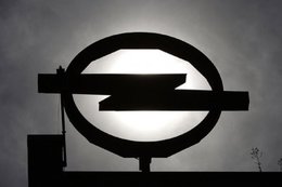 GM retarde une nouvelle fois la signature de la vente d'Opel