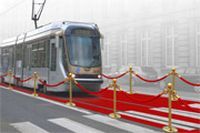 Quand le tramway approche, faites attention !