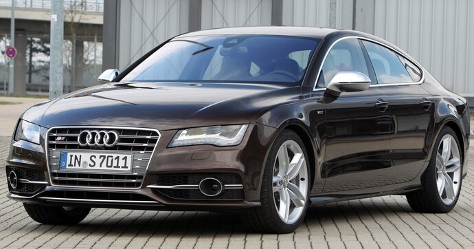 Elégance suprême et forte puissance dans une Audi ? C’est la S7 bien sûr !