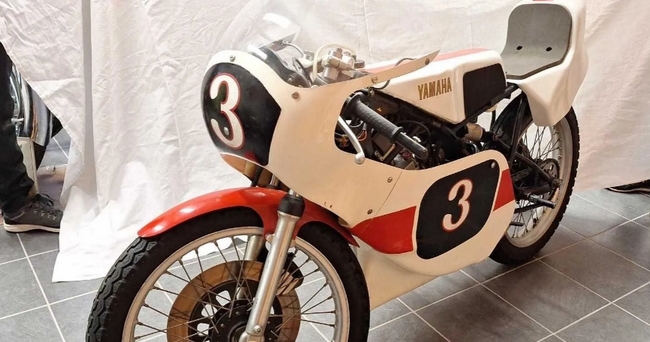 Chaumont (52) « Vente classiques et Youngtimers » 52 lots et des motos