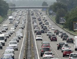 Étude : hausse inquiétante des comportements à risque sur l'autoroute